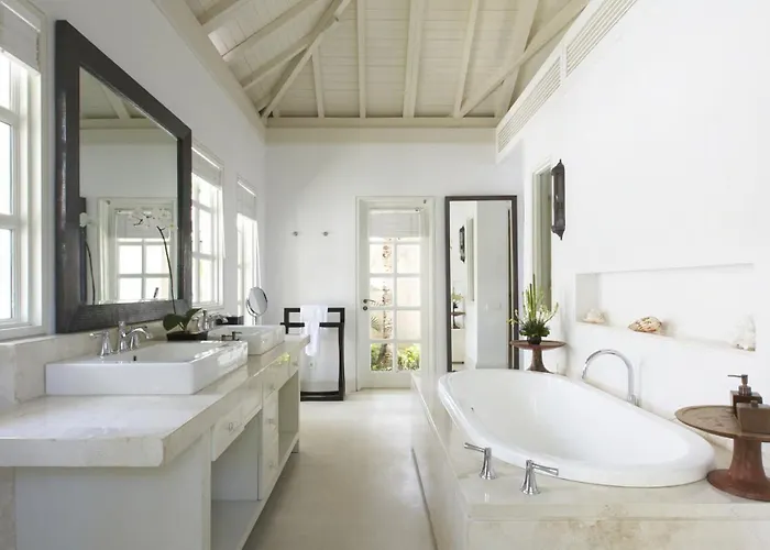 Tamarama Guest house
